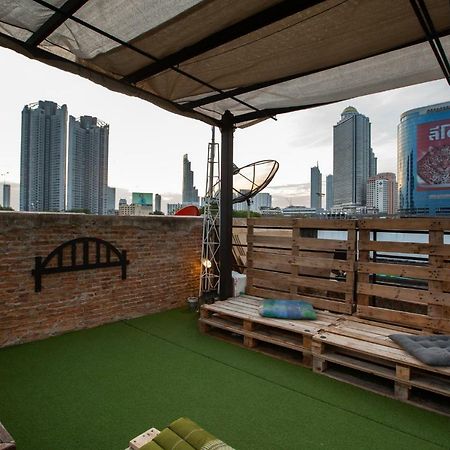 The Bridge Hostel Бангкок Екстер'єр фото