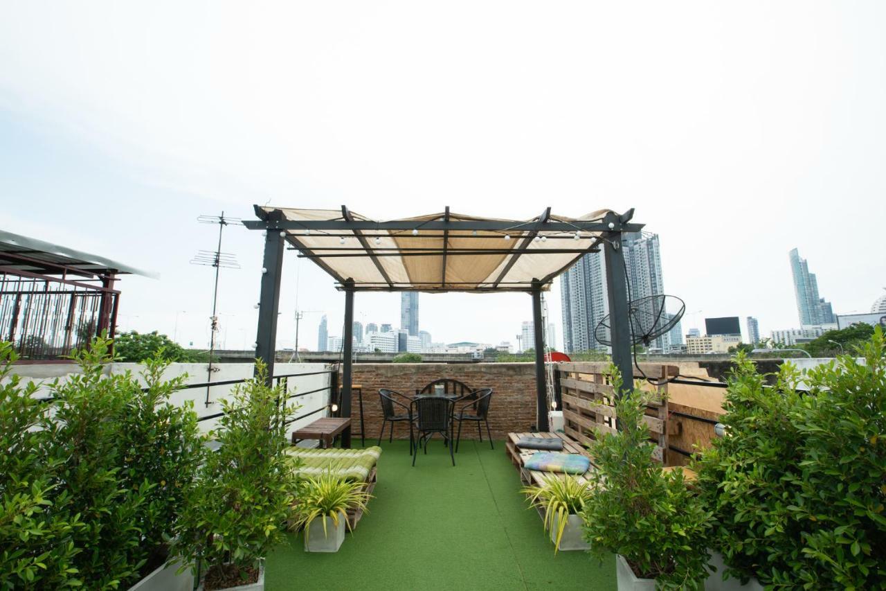 The Bridge Hostel Бангкок Екстер'єр фото